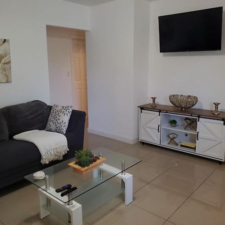 Sophisticated Dania Beach Suites Near The Beach Экстерьер фото