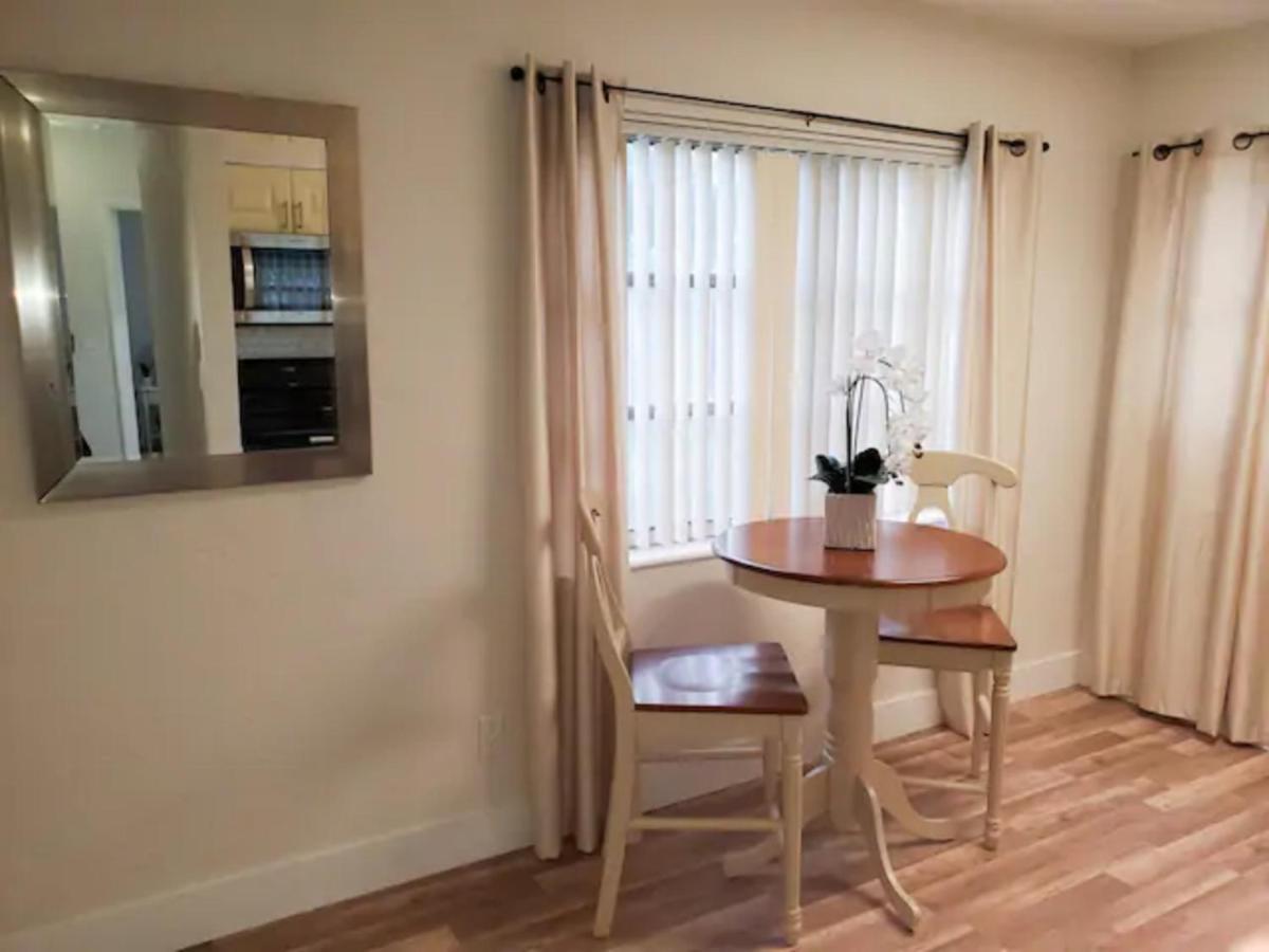Sophisticated Dania Beach Suites Near The Beach Экстерьер фото