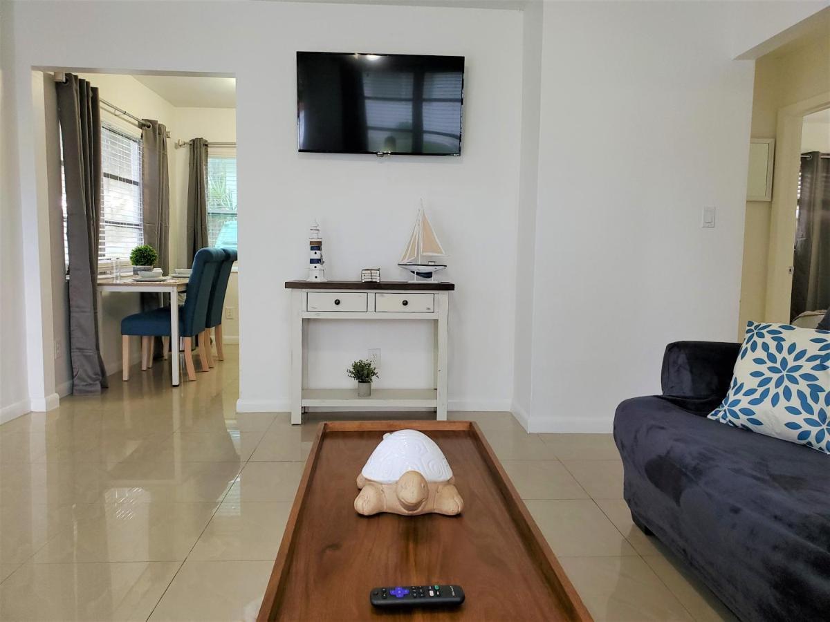 Sophisticated Dania Beach Suites Near The Beach Экстерьер фото