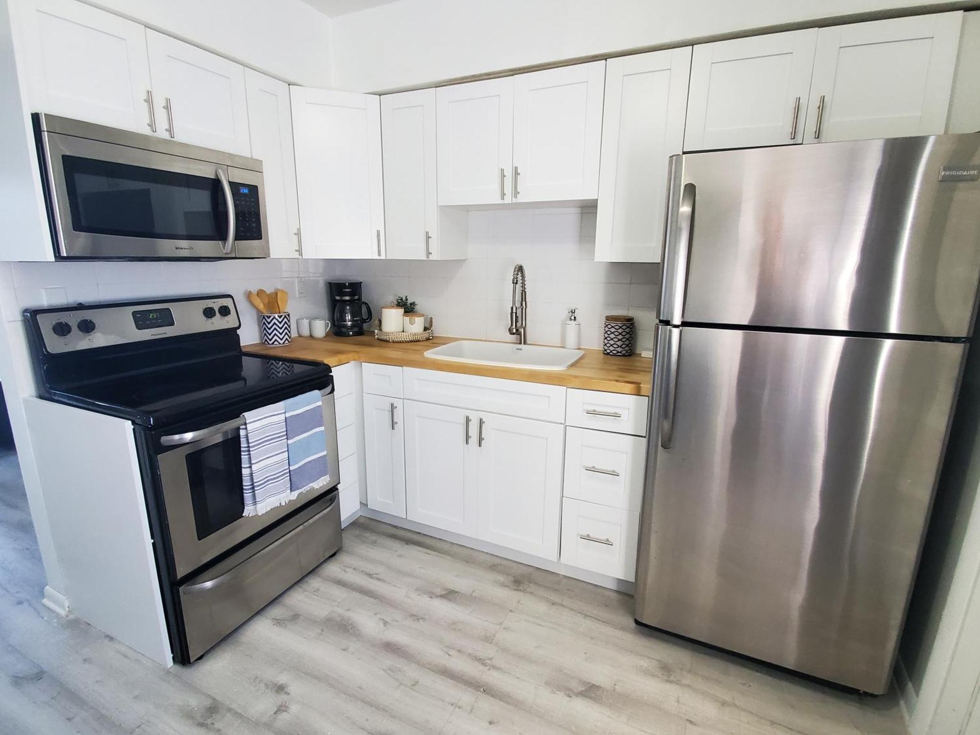 Sophisticated Dania Beach Suites Near The Beach Экстерьер фото
