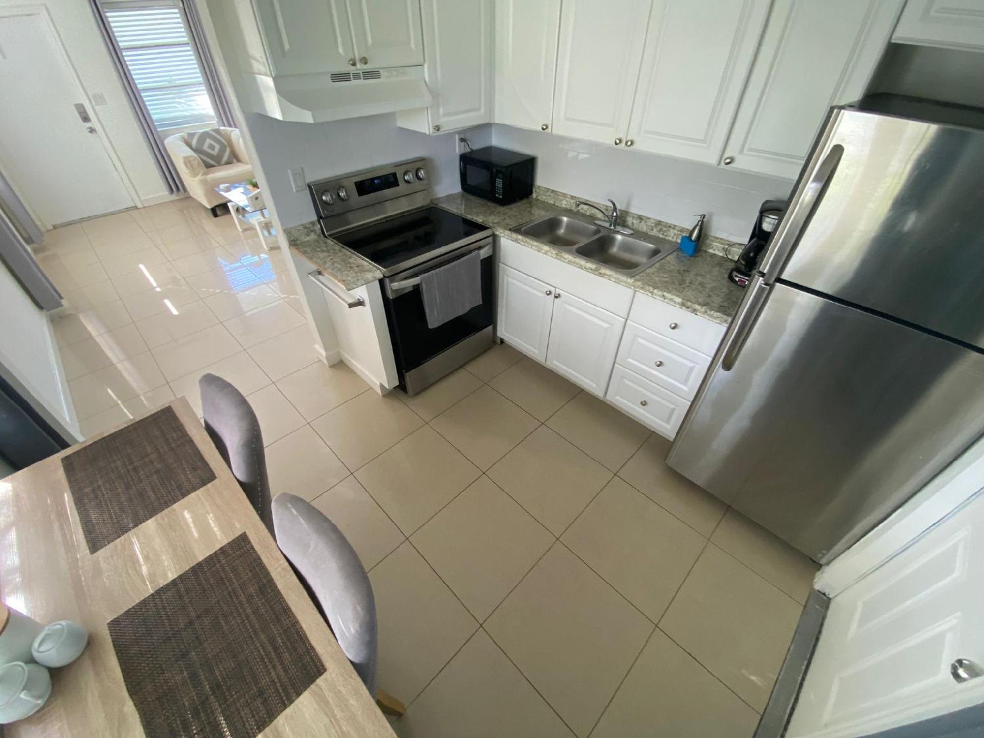 Sophisticated Dania Beach Suites Near The Beach Экстерьер фото